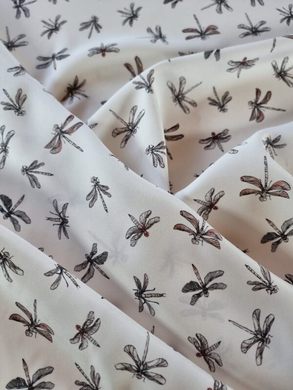 Tesatura din matase naturala Crepe de Chine cu imprimeu de libelule pe fond Ivoire - imagine 8