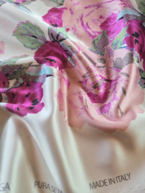 Tesatura duchesse din bumbac imprimat - design floral, Fuxia / Roz / Ivoire / Verde - imagine 3