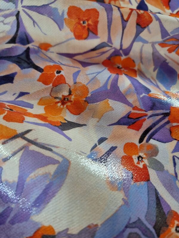 Tesatura din matase naturala cu suprafața cu efect sticlos - design floral,  Violet / Ivoire / Portocaliu - imagine 11