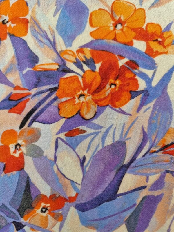 Tesatura din matase naturala cu suprafața cu efect sticlos - design floral,  Violet / Ivoire / Portocaliu - imagine 6