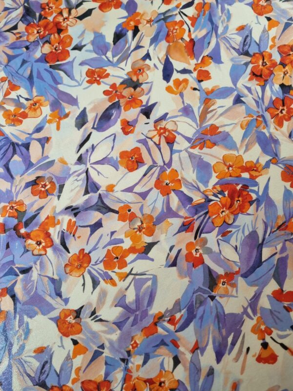 Tesatura din matase naturala cu suprafața cu efect sticlos - design floral,  Violet / Ivoire / Portocaliu - imagine 7