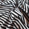 Tesatura din bumbac fin ușor elastica - Imprimeu cu dungi Alb / Negru - imagine 9