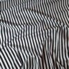 Tesatura din bumbac fin ușor elastica - Imprimeu cu dungi Alb / Negru - imagine 7