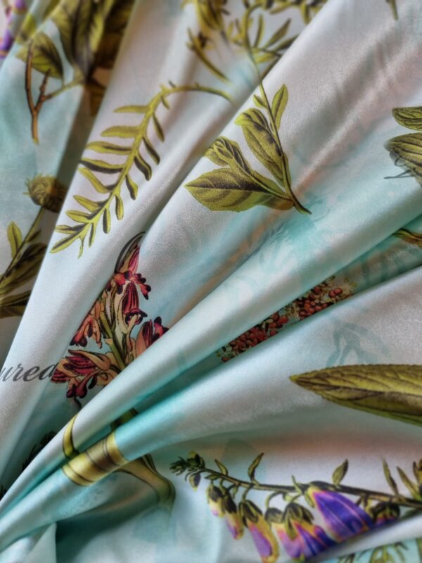 Tesatura crepe de Chine din matase naturala cu imprimeu floral multicolor pe fond Verde / Ivoire - imagine 6