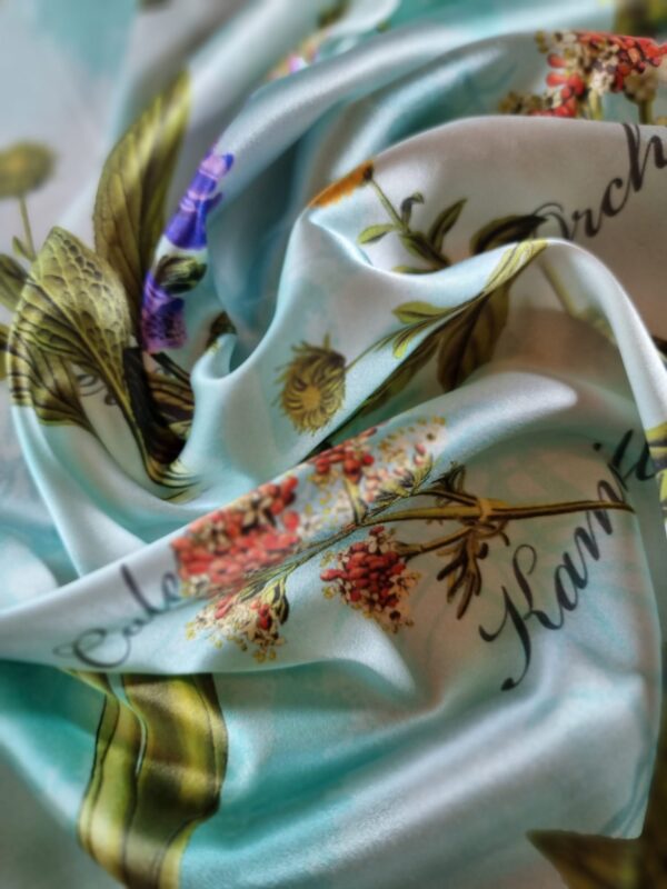 Tesatura crepe de Chine din matase naturala cu imprimeu floral multicolor pe fond Verde / Ivoire - imagine 4