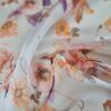 Tesatura Organza din matase naturala imprimată cu buchete de flori multicolore pe fond Ivoire - imagine 4