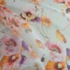 Tesatura Organza din matase naturala imprimată cu buchete de flori multicolore pe fond Ivoire - imagine 9