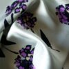 Tesatura twill din matase naturala - design cu flori Violet pe fond Gri - Verzui - imagine 10