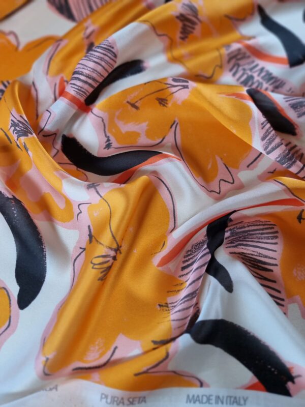 Voal satinat din matase naturala - design floral, Portocaliu / Ivoire / Roz / Negru - imagine 9