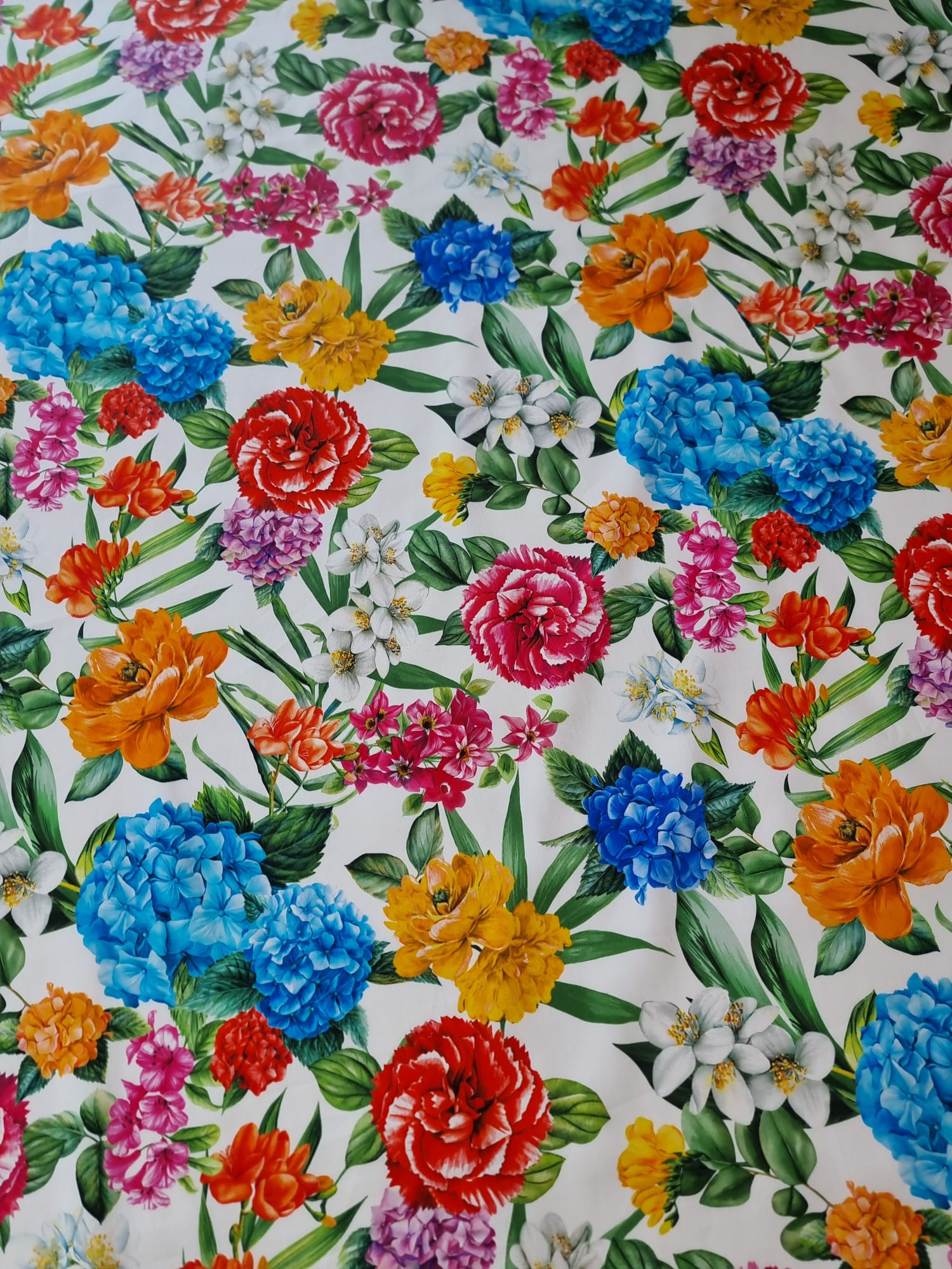 Tesatura fina din bumbac cu imprimeu floral Multicolor pe fond Alb