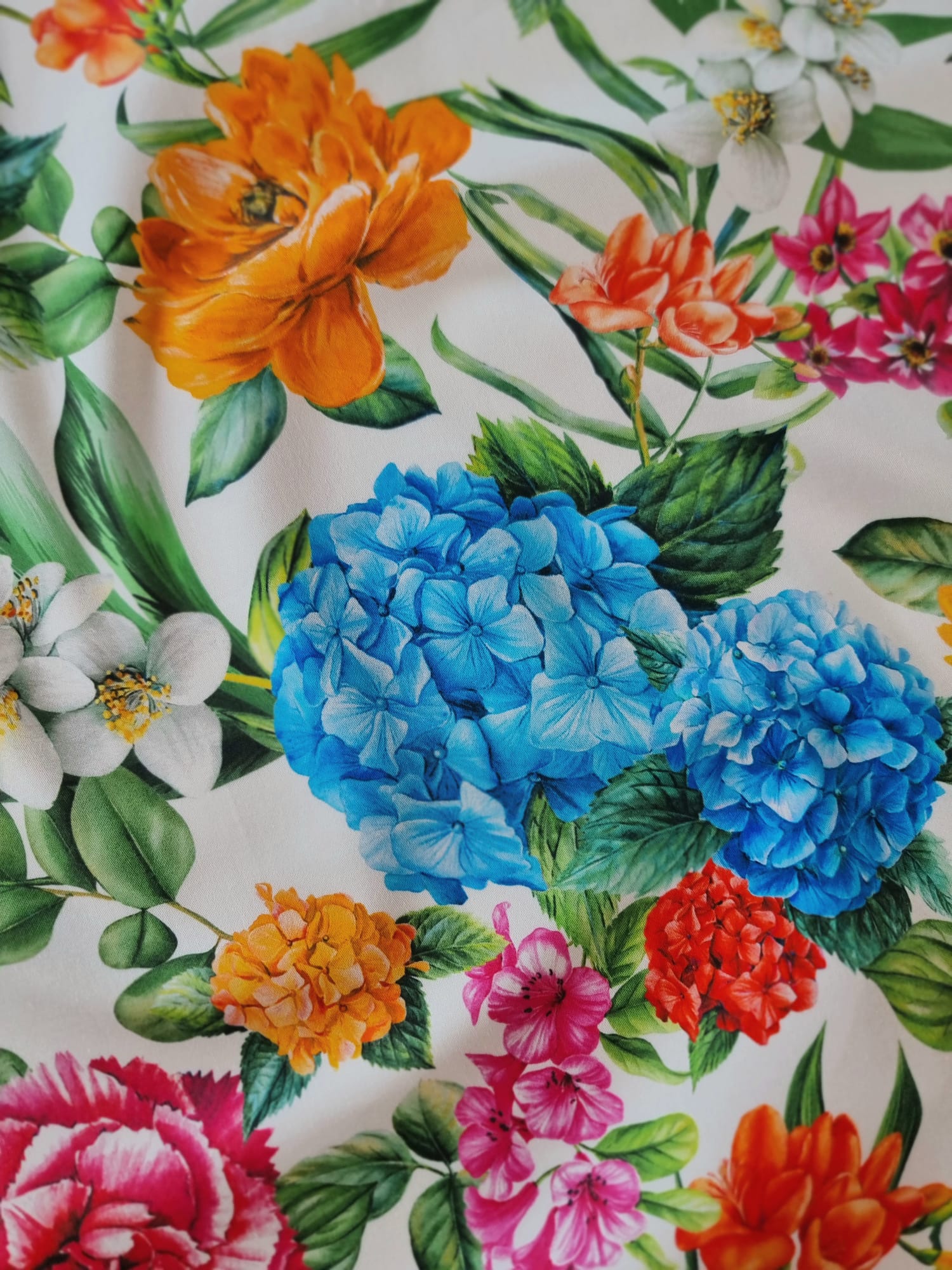 Tesatura fina din bumbac cu imprimeu floral Multicolor pe fond Alb - imagine 6