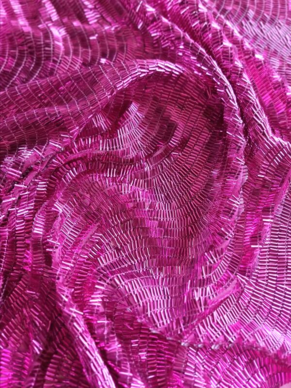 Tesatura cu mărgele tubulare aplicate pe suport de tulle elastic, Cyclamen