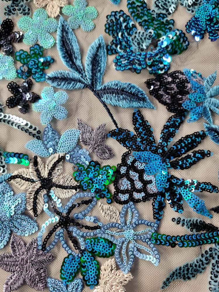 Broderie cu paiete pe suport de tulle Bleumarin usor elastica , brodata cu flori in nuanțe de albastru - imagine 10