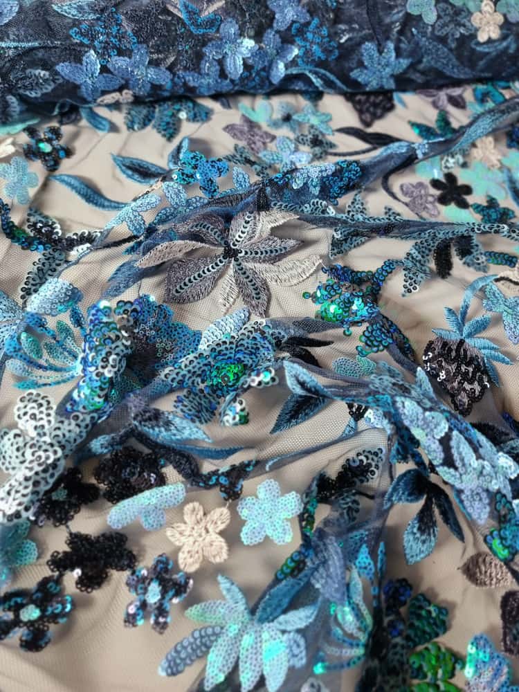 Broderie cu paiete pe suport de tulle Bleumarin usor elastica , brodata cu flori in nuanțe de albastru - imagine 3