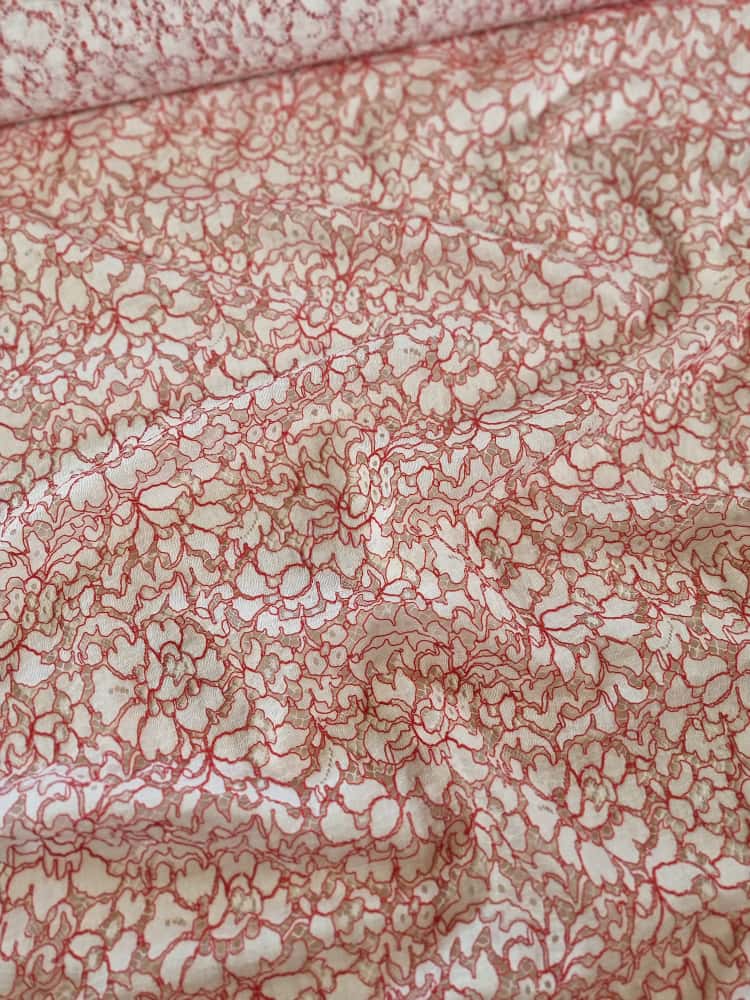 Dantela Chantilly ajurată cu model floral, Ivoire / Roșu