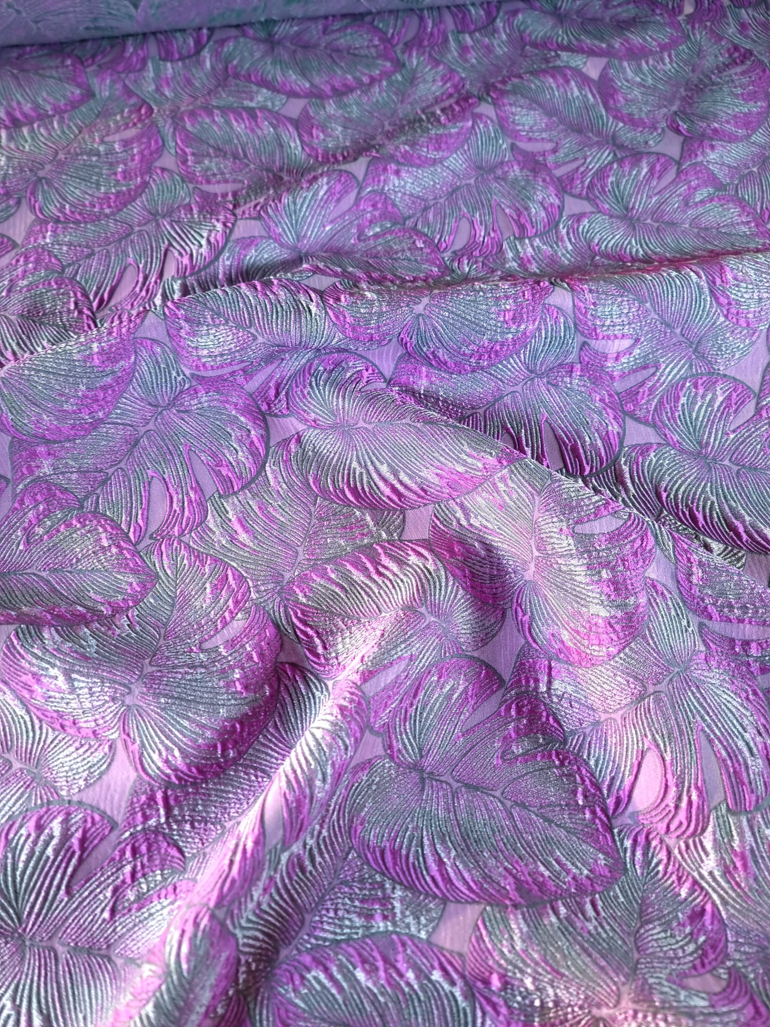Tesatura Jacquard - model cu frunze usor reliefate, Mov-Lila - imagine 2