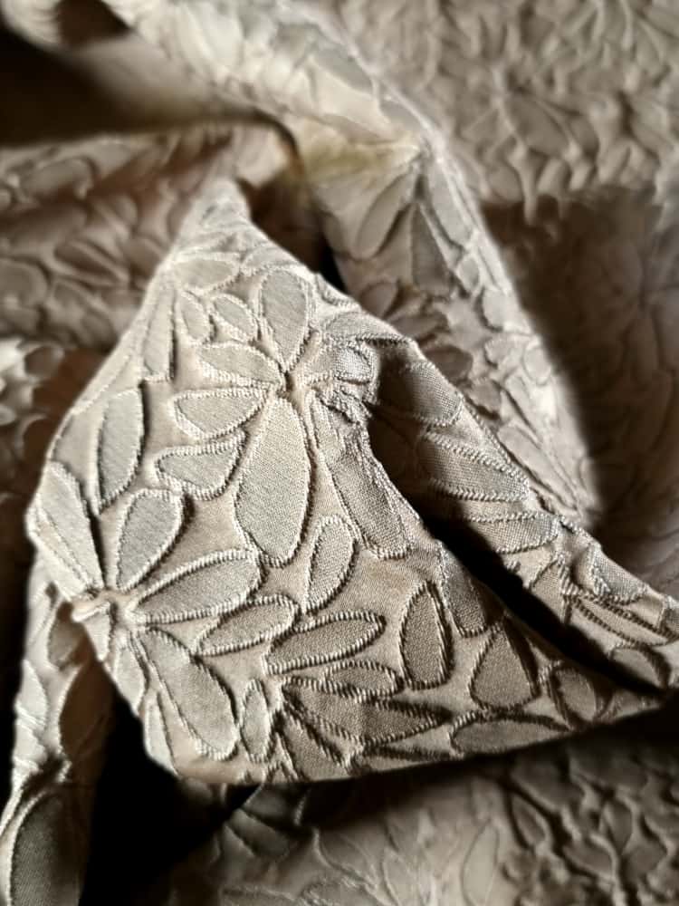 Tesatura Jacquard - design floral, Bej - imagine 5