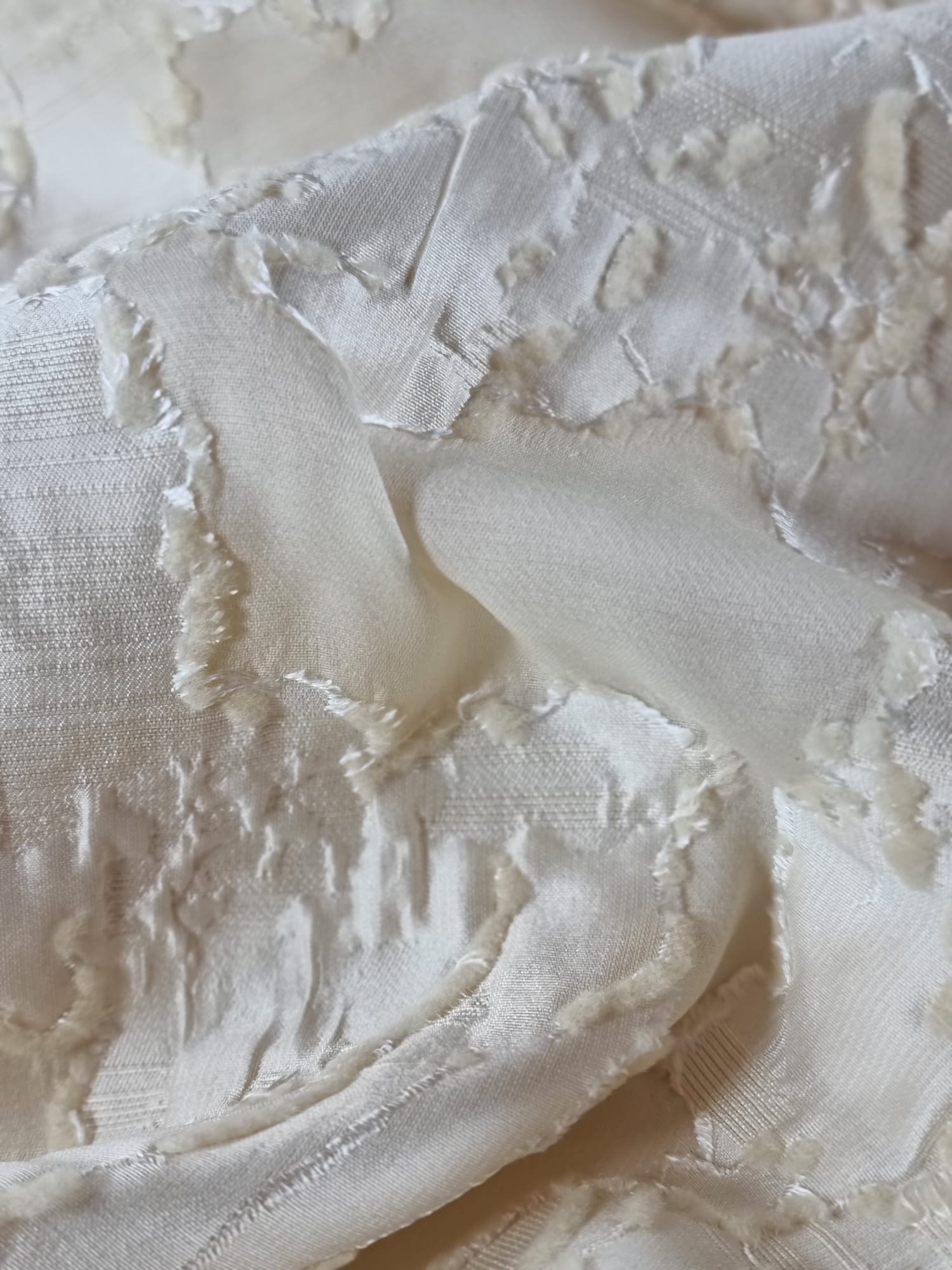Tesatura Jacquard cu matase naturala - design abstract 3D, Ivoire - imagine 4