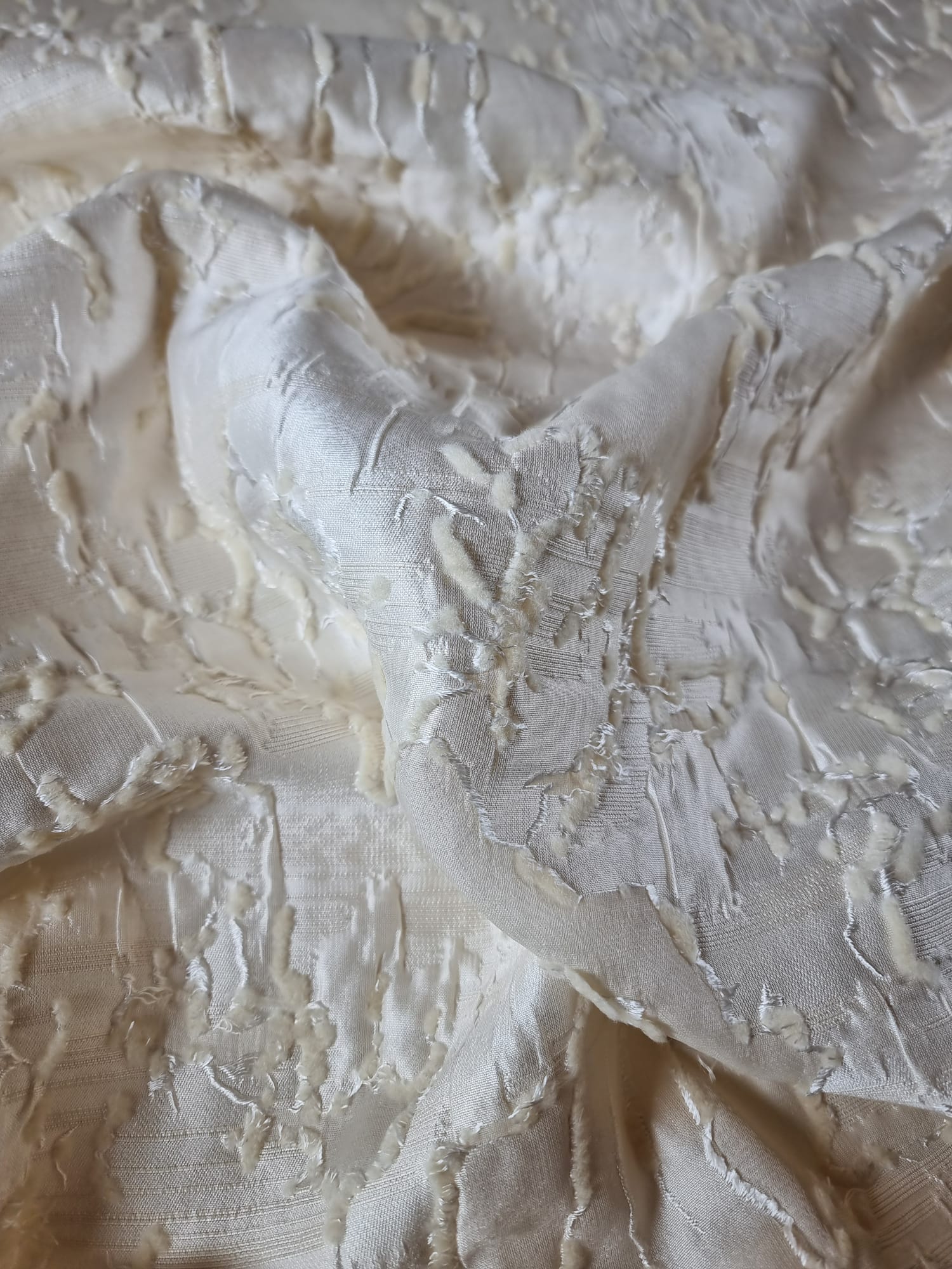 Tesatura Jacquard cu matase naturala - design abstract 3D, Ivoire - imagine 11