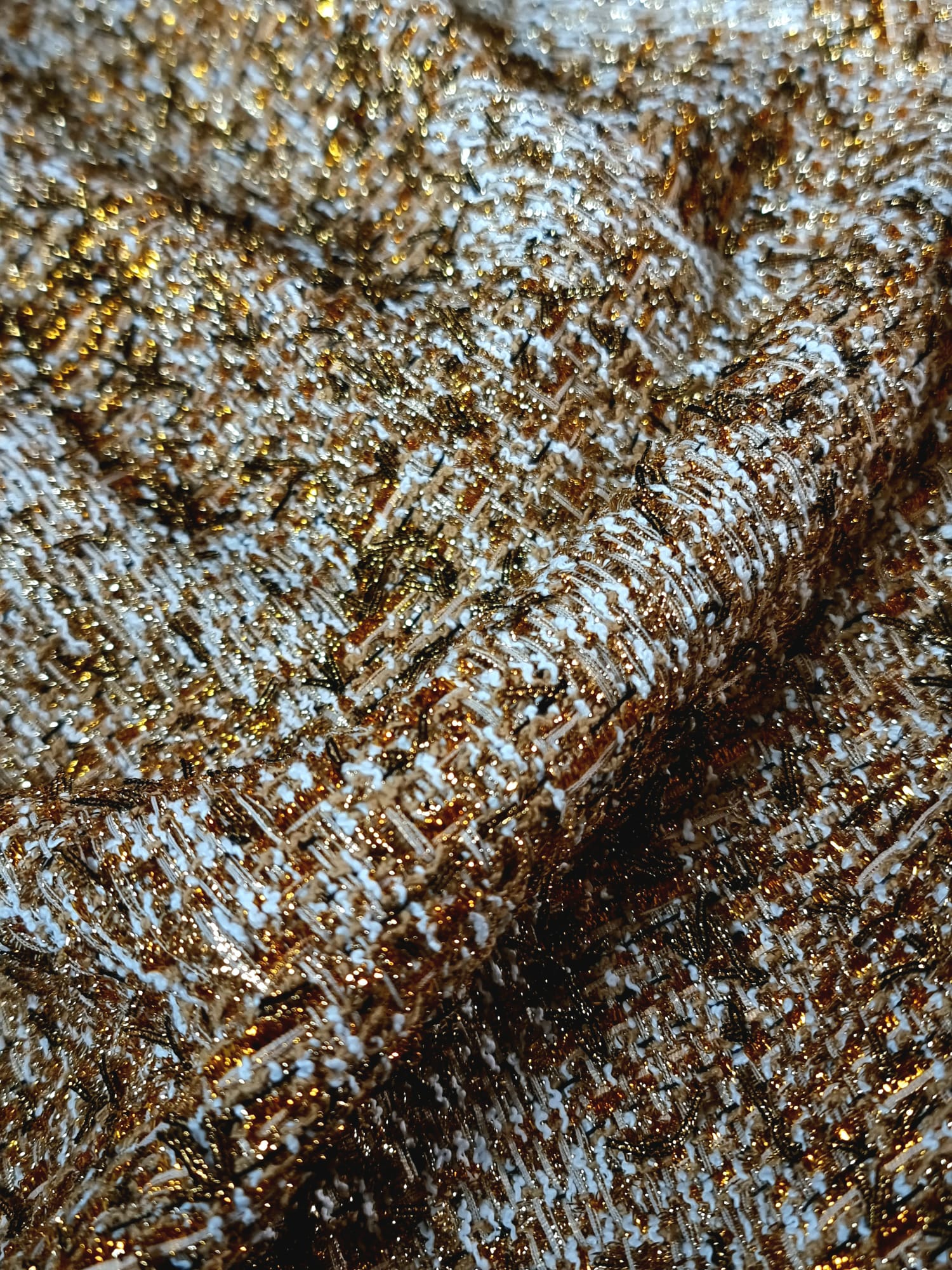 Stofă mixta - design fantezie cu fir metalizat inserat, Crem / Auriu - imagine 8