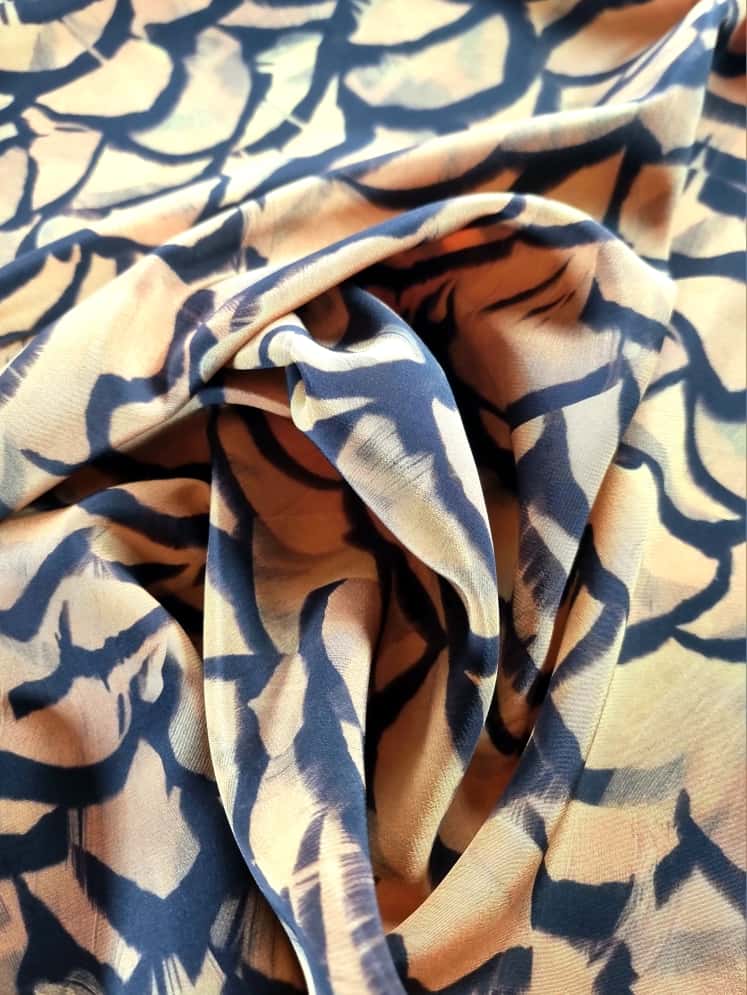 Matase naturala crepe de chine - Imprimeu cu pene Galben - mustar si Negru - imagine 3