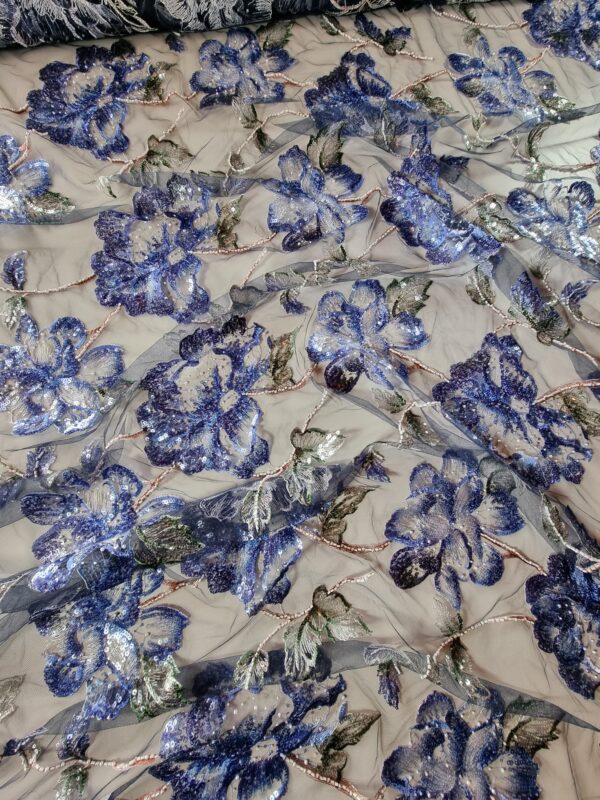 Tesatura brodata cu paiete si margele pe suport de tulle elastic – floral, Albastru-indigo / Bleumarin