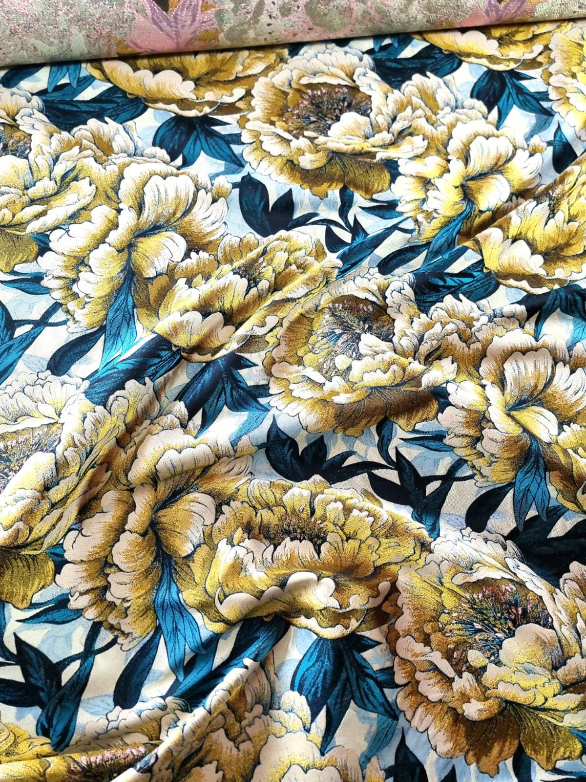 Tesatura Brocart premium cu insertii de fir lurex - design floral, Galben - mustar, Albastru - petrol - imagine 9