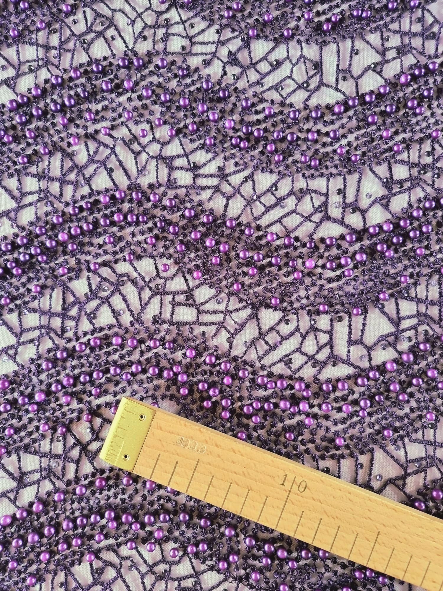 Tesatura brodata cu perle si strasuri - borduri finite, Mov - imagine 8