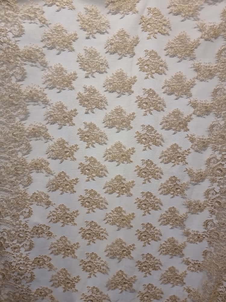 Dantela fina Chantilly cu inserții discrete lurex si borduri simetrice, Galben - auriu