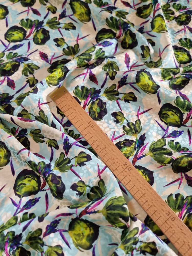 Tesatura Jacquard din matase naturală cu flori stilizate, Verde / Turcoaz / Ivoire - imagine 2