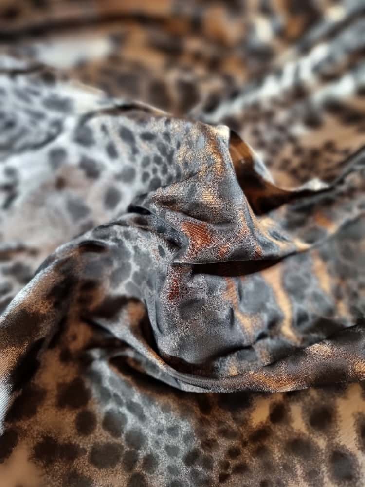 Tesatura jacquard - design animal print, Negru / Argintiu / Maro - imagine 7