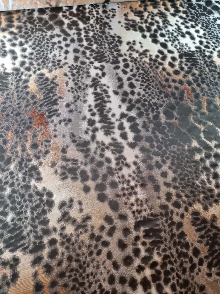 Tesatura jacquard - design animal print, Negru / Argintiu / Maro