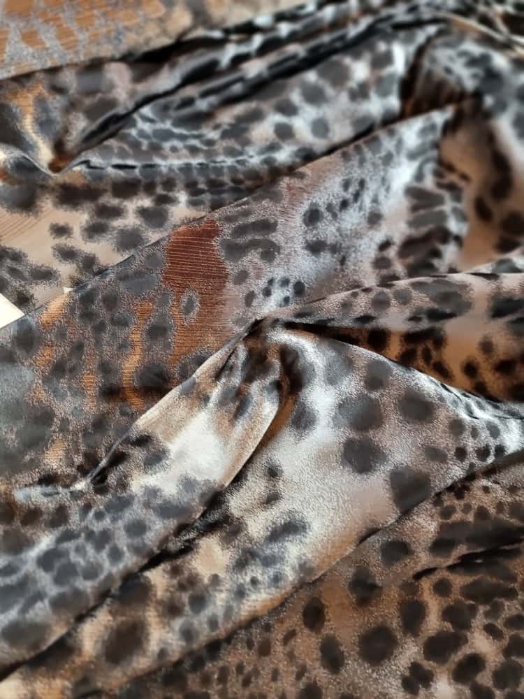 Tesatura jacquard - design animal print, Negru / Argintiu / Maro - imagine 8