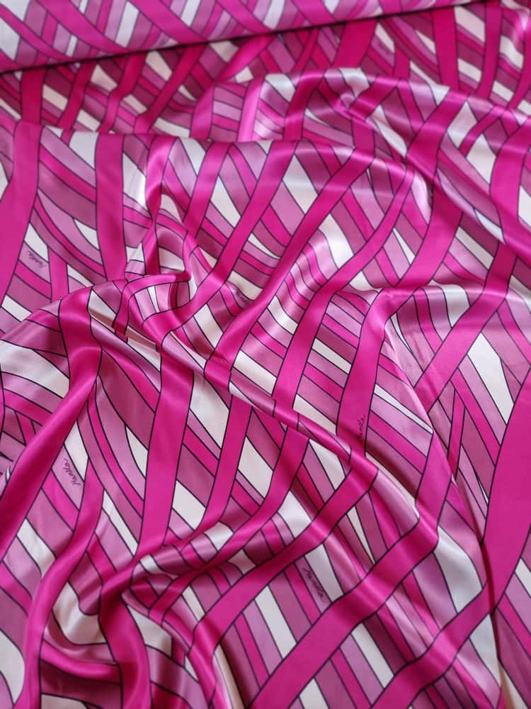 Tesatura din matase naturală satinata - design abstract, nuanțe Cyclamen - imagine 9