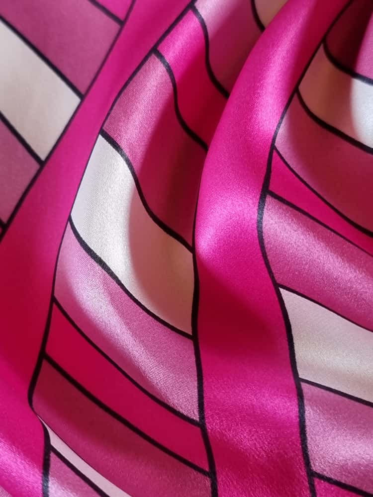 Tesatura din matase naturală satinata - design abstract, nuanțe Cyclamen - imagine 8