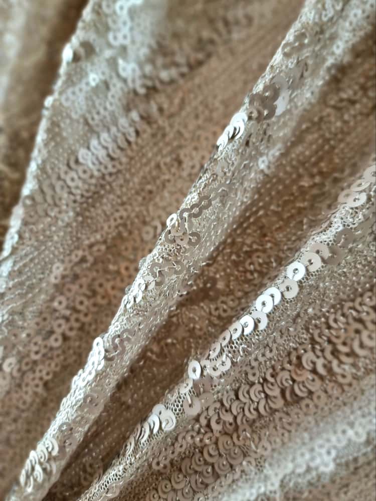 Tesatura brodata cu paiete pe suport de tulle elastic, Crem - imagine 6