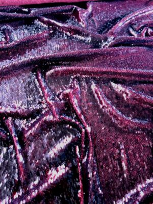 Tesatura plina - paiete cu efect glossy pe suport de tulle elastic, Burgundi