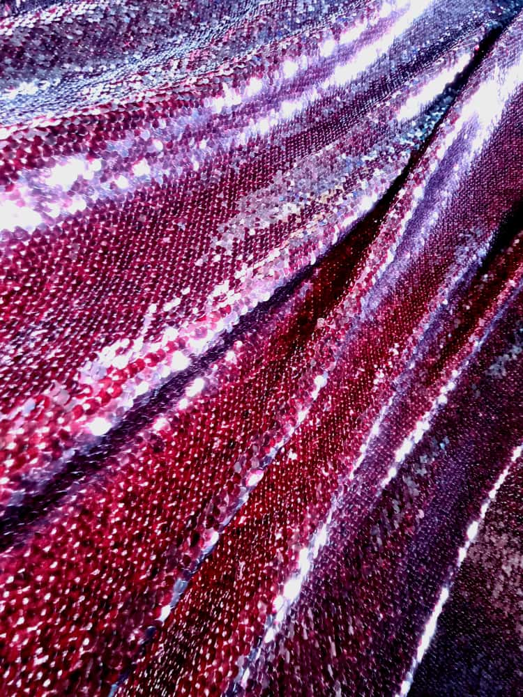 Tesatura plina - paiete cu efect glossy pe suport de tulle elastic, Burgundi - imagine 6