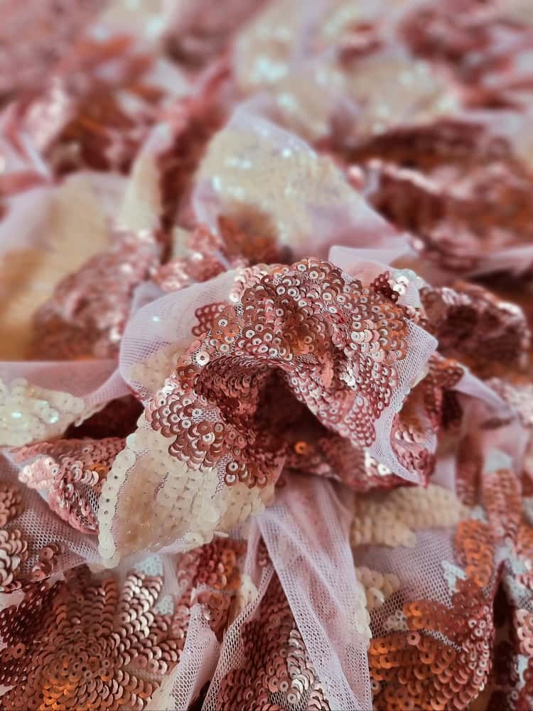 Tesatura cu paiete aplicate pe suport de tulle fin roz pal - floral, Cupru / Ivoire / Roz - imagine 10