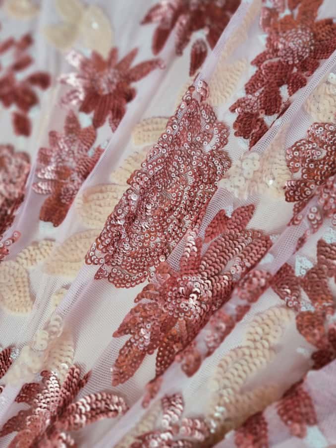 Tesatura cu paiete aplicate pe suport de tulle fin roz pal - floral, Cupru / Ivoire / Roz - imagine 5