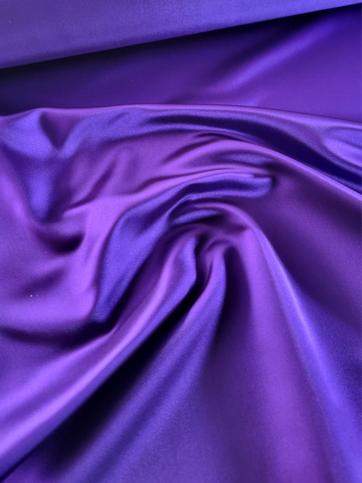 Tesatura tip tafta duchesse uni, Mov Cardinale - imagine 7