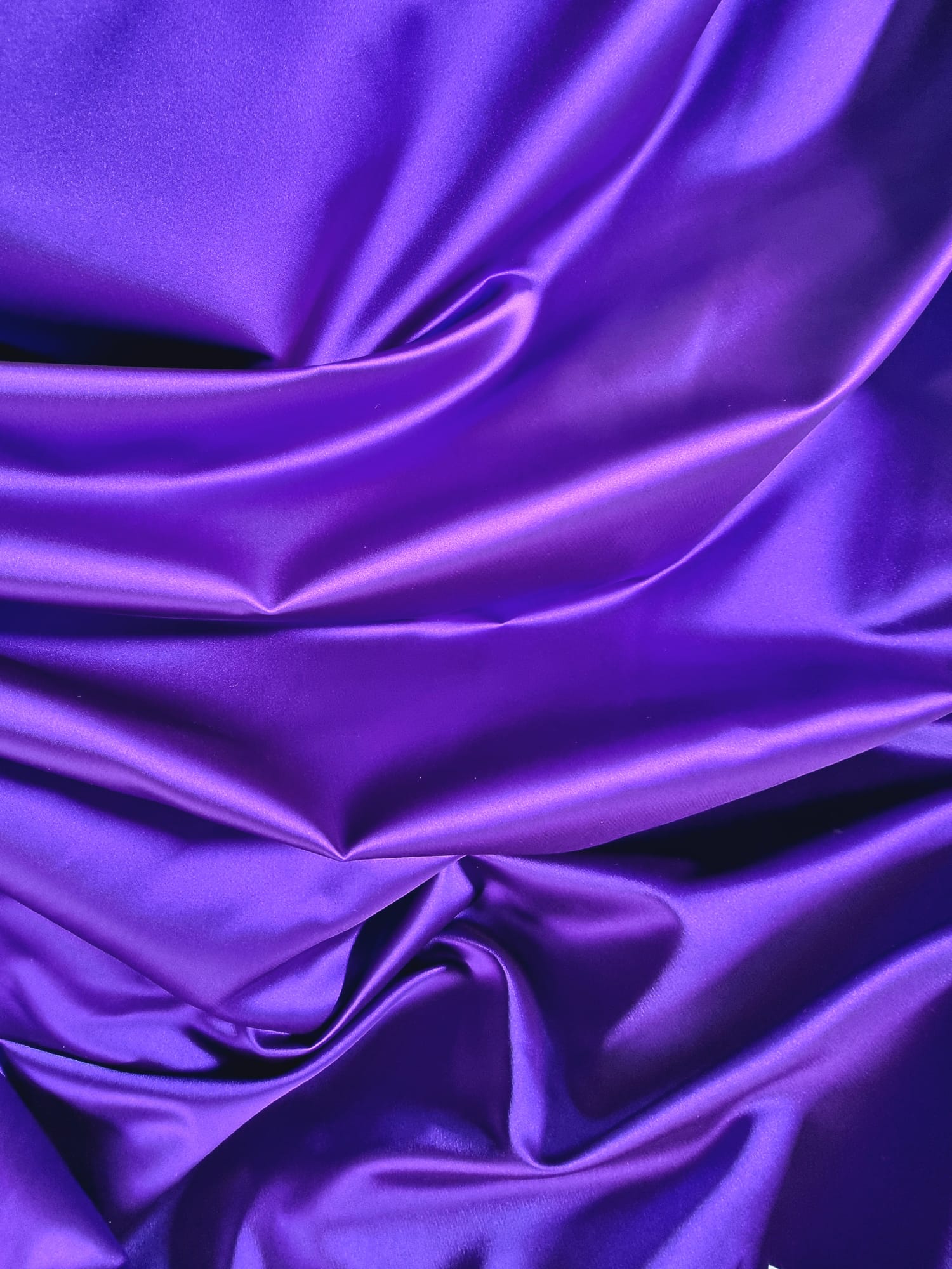 Tesatura tip tafta duchesse uni, Mov Cardinale - imagine 2