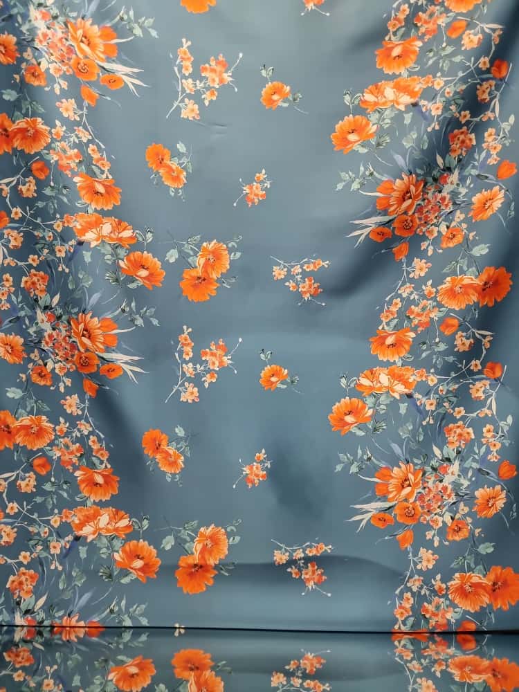 Tesatura twill din matase naturala - tip mikado Imprimată cu flori portocalii pe fond albastru petrol - imagine 11