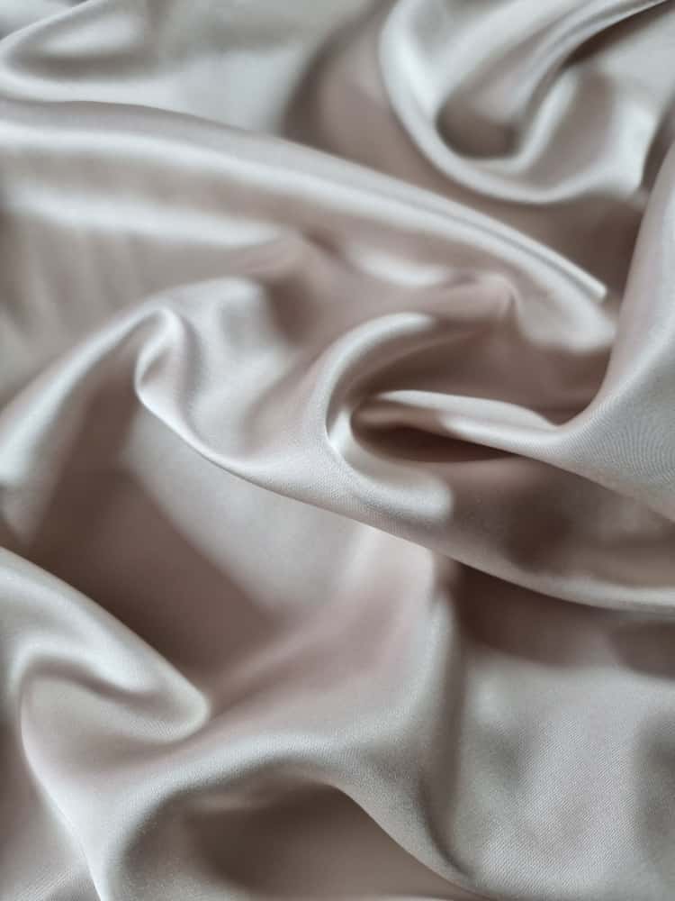 Tesatura satinata - fina din viscoza , design uni, Bej deschis - imagine 8
