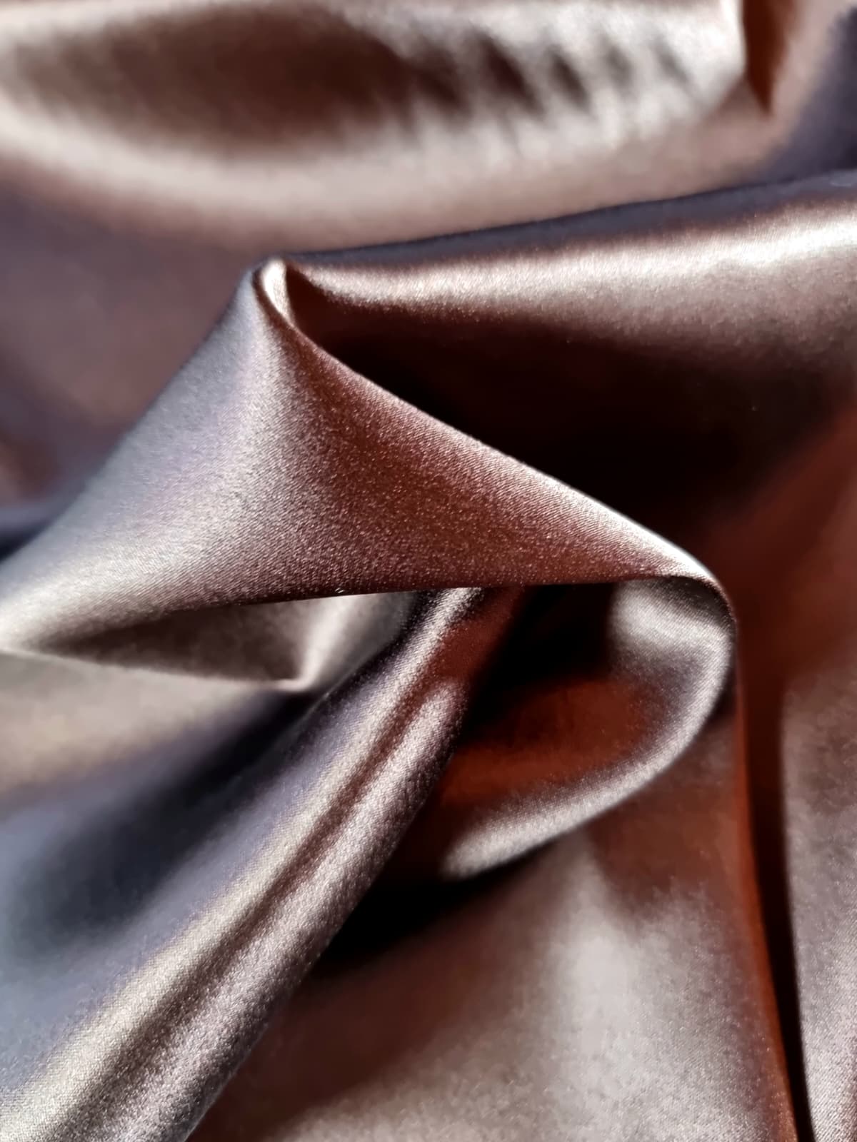 Tesatura crepe de chine din matase naturala - design uni double face, Maro Ciocolata - imagine 3