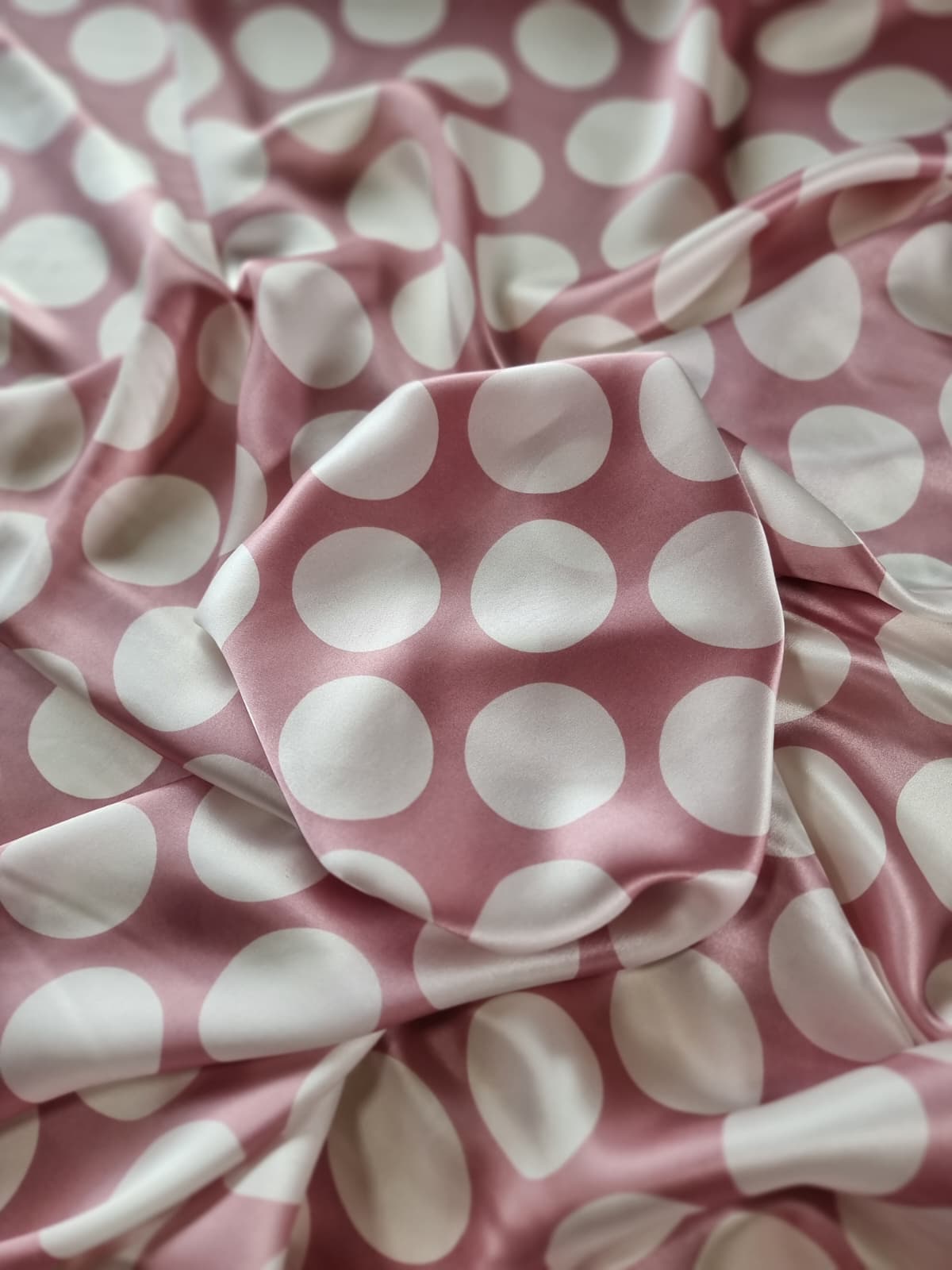 Tesatura fina din matase naturala - Imprimeu cu buline, Roz / Ivoire - imagine 10