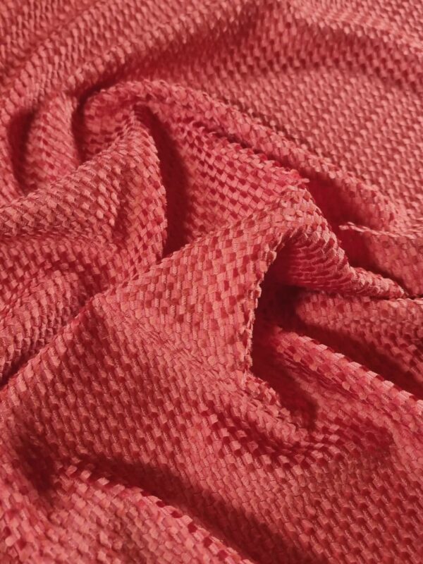 Tesatura Jacquard cu matase naturala – suprafata structurată, Roșu – Corai