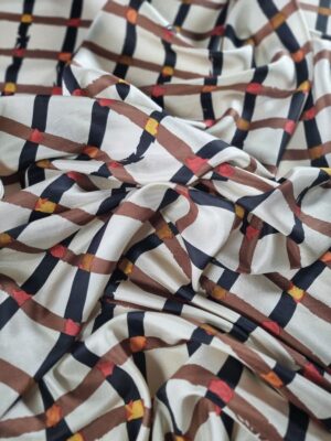 Tesatura shantung din matase naturala cu imprimeu caroiat, Negru / Maro / Ivoire