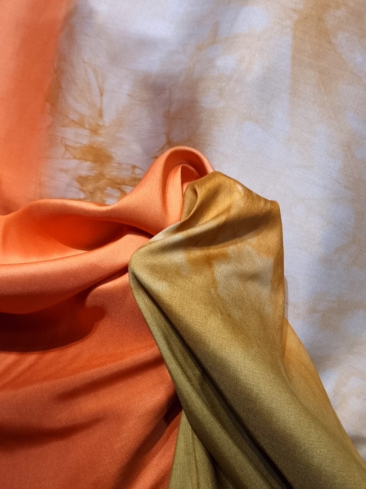 Tesatura shantung din matase naturala - design triple fusion, Portocaliu / Crem / Kaki - imagine 5