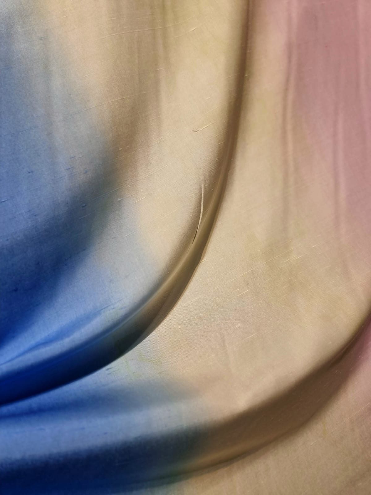 Tesatura shantung din matase naturala - design tricolor pastel, Roz / Galben / Bleu - imagine 9
